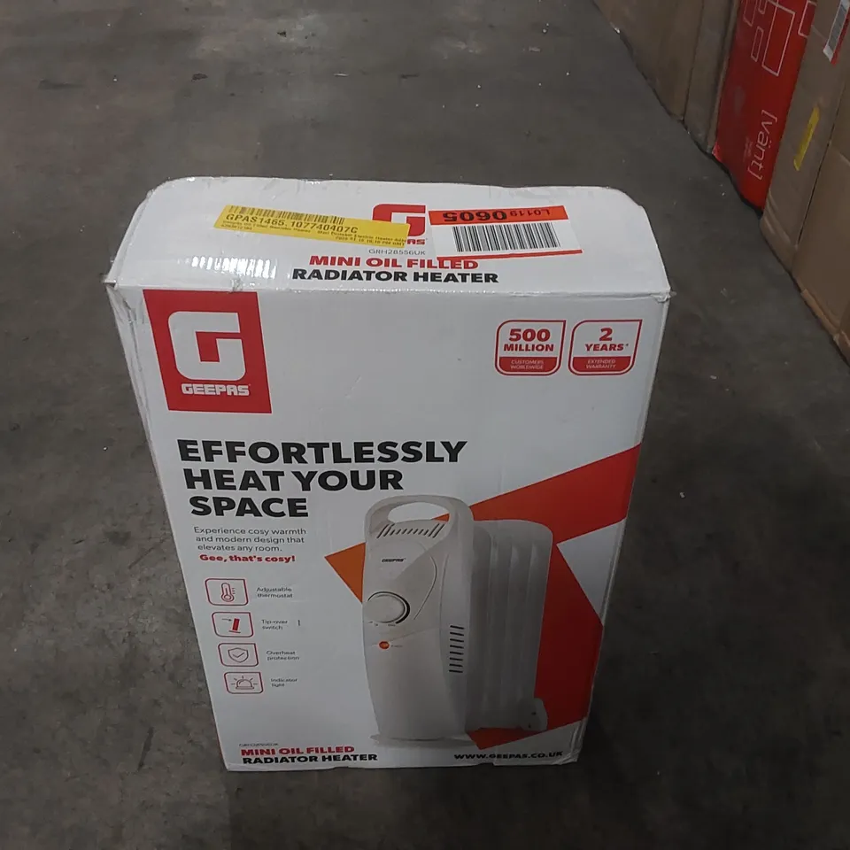 BOXED GEEPAS OIL FILLED RADIATOR HEATER MINI PORTABLE ELECTRIC HEATER