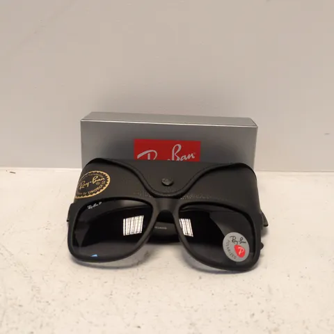RAY-BAN SUNGLASSES – BLACK, WITH CASE AND BOX