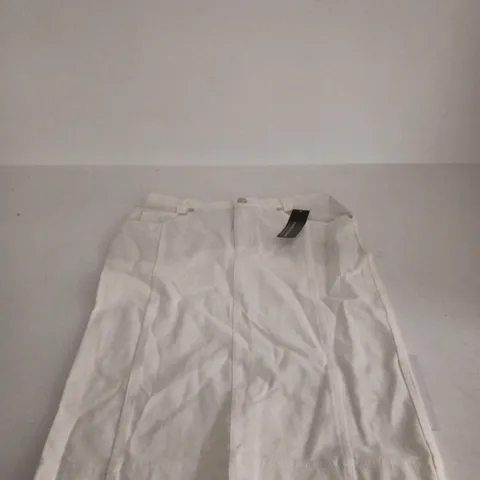FABER WOMAN WHITE SKIRT SIZE EU 36 (UK 8 APPROX) TAGGED