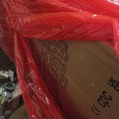 PALLET OF ASSORTED ITEMS INCLUDING -PARTY TENT, CHILDREN'S OUTDOOR PLAY AREA 