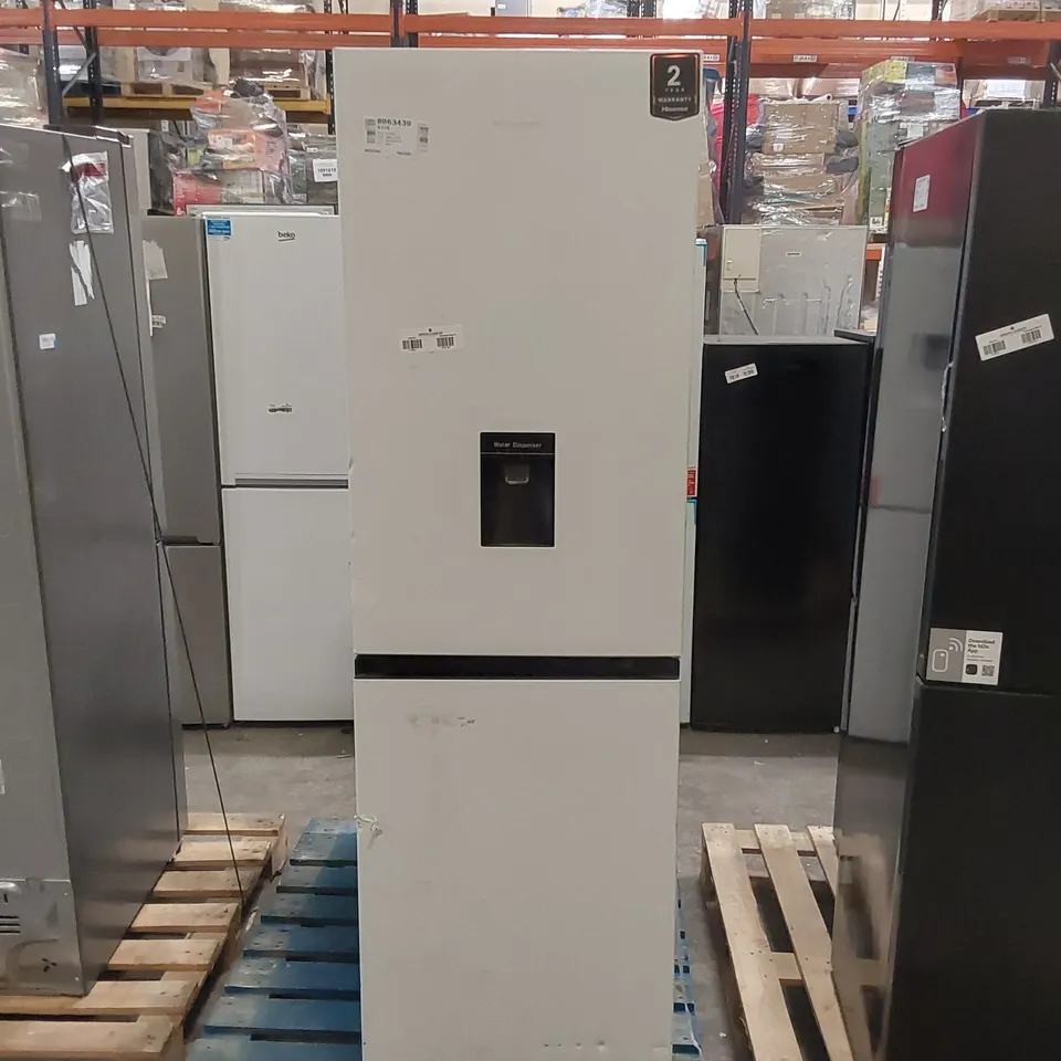HISENSE FREESTANDING 50/50 FRIDGE FREEZER IN WHITE, MODEL: RB327N4WW1