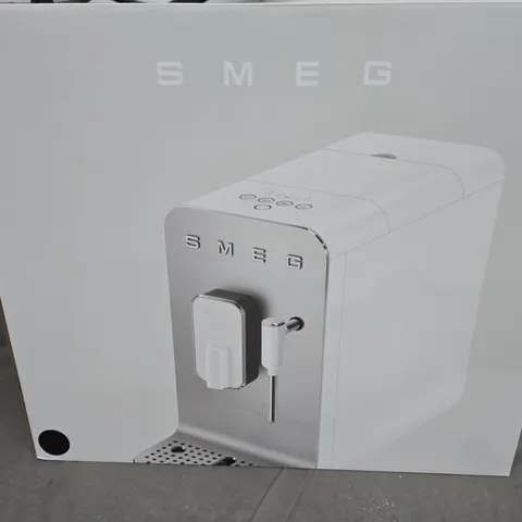 BOXED SMEG BEAN TO CUP COFFEE MACHINE 