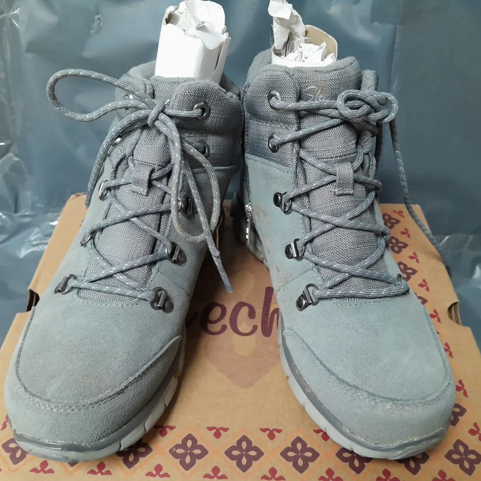 SKECHERS SYENERY WATERPROOF BOOTS IN GREY - UK 5