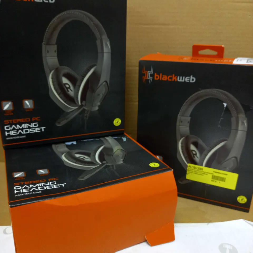 LOT OF 3 BLACKWEB STEREO PC GAMING HEADSETS