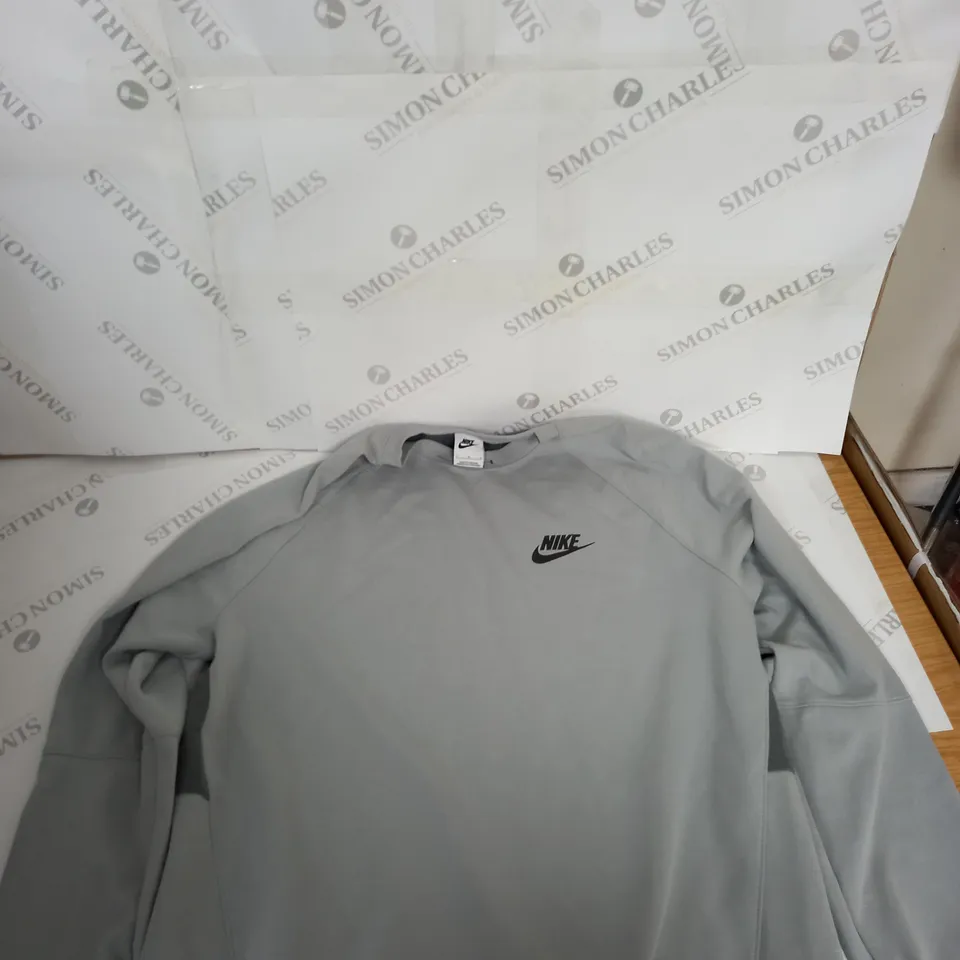 NIKE GREY LOGO JUMPER- LARGE