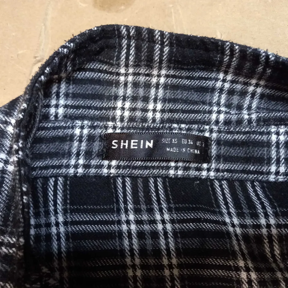 SHEIN LONG SLEEVED SHIRT - BLACK/WHITE SIZE XS