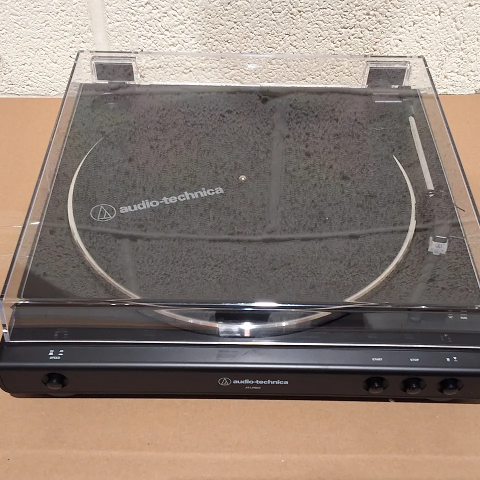 BOXED AUDIO TECHNICA FULLY AUTOMATIC BELT DRIVE TURNTABLE - AT-LP60X