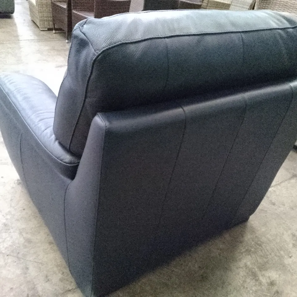 QUALITY ITALIAN DESIGNER VIRGILIO CHAIR WITH SMALL ARMS - BLACK LEATHER