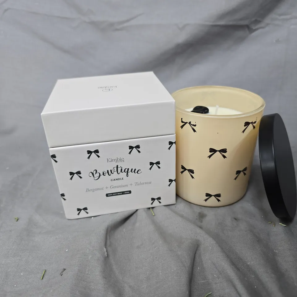 BOXED KIMBIE HOME BOUTIQUE CANDLE (BERGAMOT+GERANIUM+TUBERROSE)
