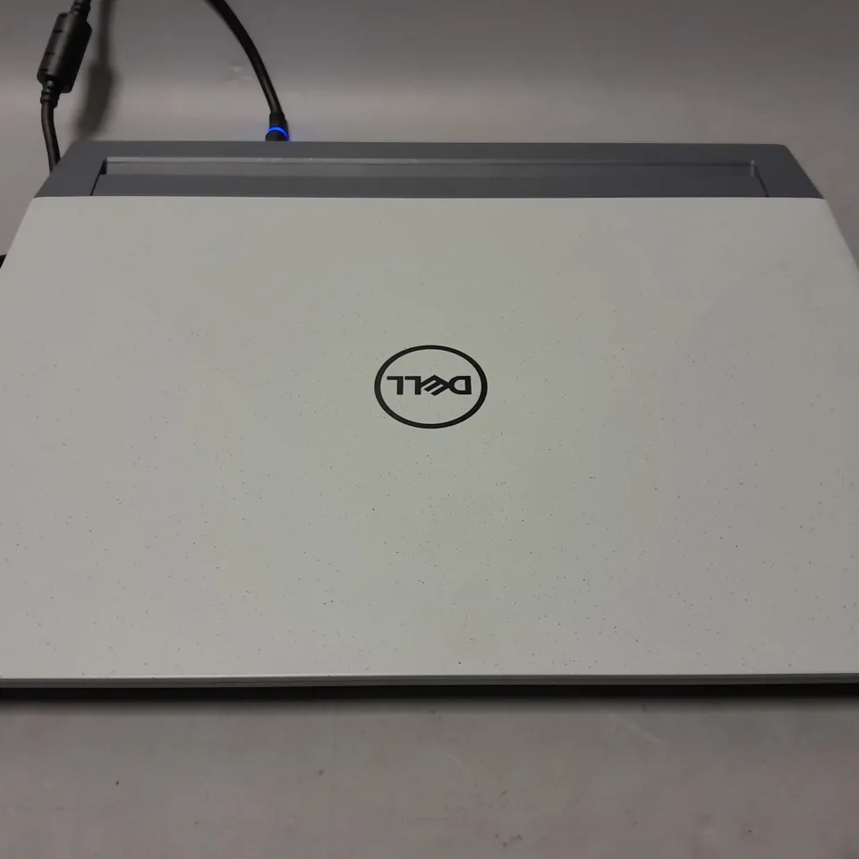 G15 RYZEN EDITION GAMING LAPTOP IN LIGHT GREY