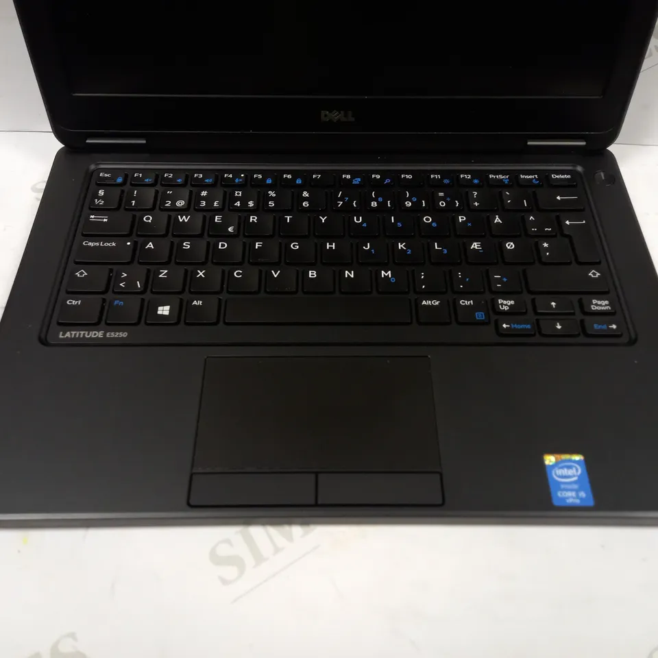 DELL LATITUDE E5250 LAPTOP IN BLACK