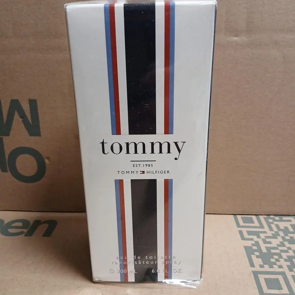 BOXED AND SEALED TOMMY HILFIGEREAU DE TOILETTE 200ML