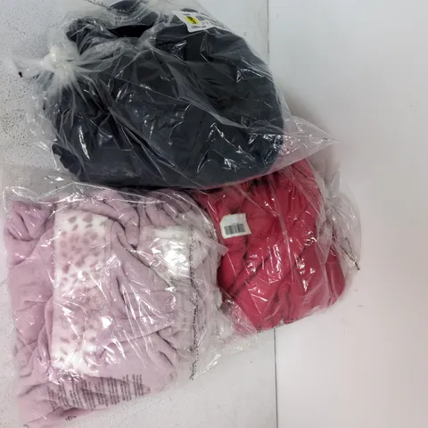 A BOX OF APPROXIMATELY   7 MIX CLOTHING