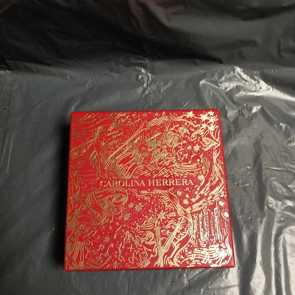 CAROLINA HERRERA GOOD GIRL GIFT SET – PINK COSMETICS TRIO IN RED BOX