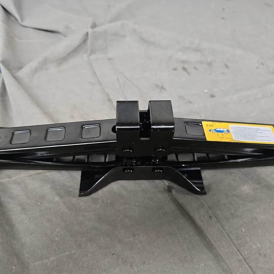 2.5 T SCISSOR JACK 