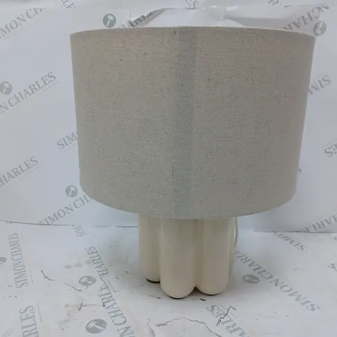 CHUBBY CERAMIC TABLE LAMP