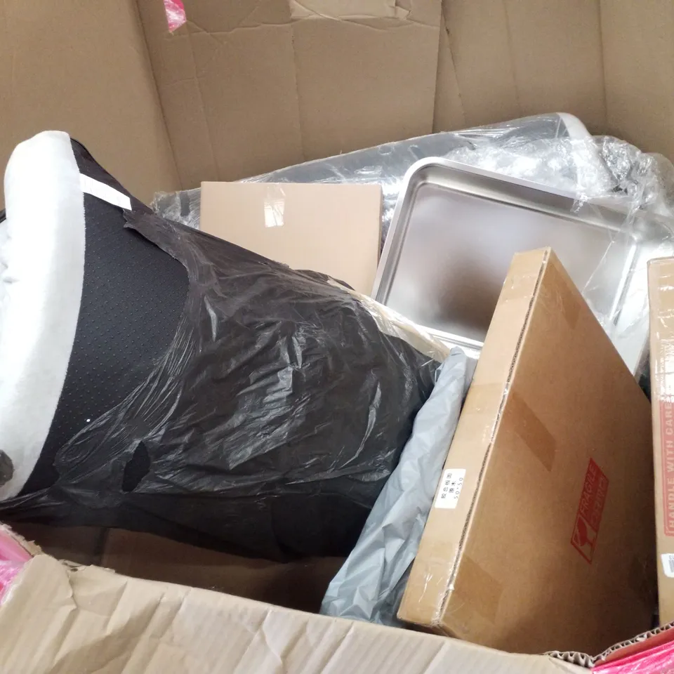 PALLET CONTAINING ASSORTED PRODUCTS INCLUDING ADJUSTABLE TOILET SEAT AND FRAME, HOLLYWOOD MAKEUP MIRROR, KIDS BIKE & SHOE RACK