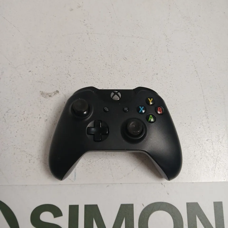 XBOX WIRELESS CONTROLLER – BLACK 