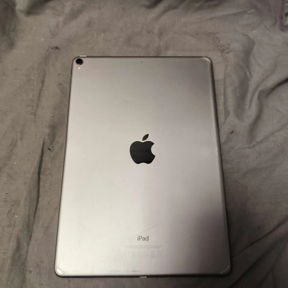 APPLE IPAD PRO TABLET - A1701