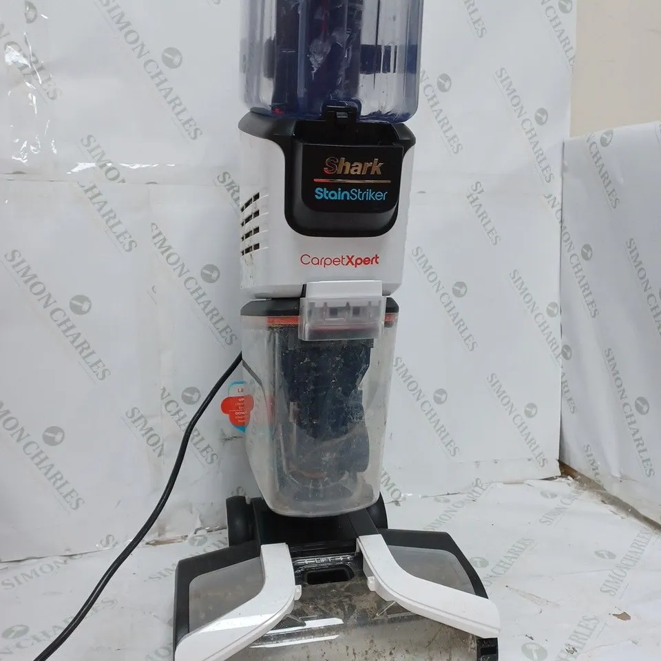 BOXED OUTLET SHARK CARPET XPERT DEEP CARPET CLEANER STRIKER EX200UK - COLLECTION ONLY