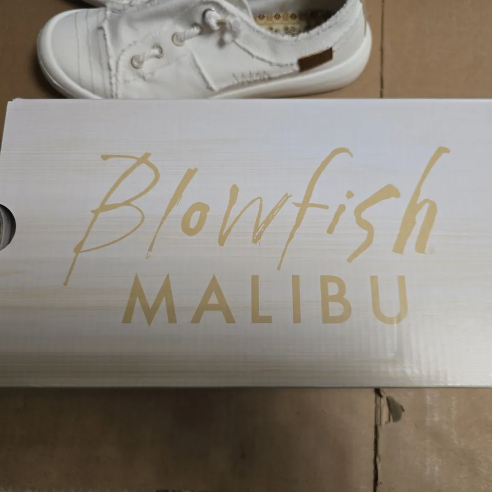 BLOWFISH MALIBU WHITE CANVAS SNEAKERS UK 6