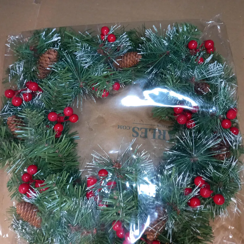 DESIGNER STYLE DECORATIVE FESTIVE WREATH