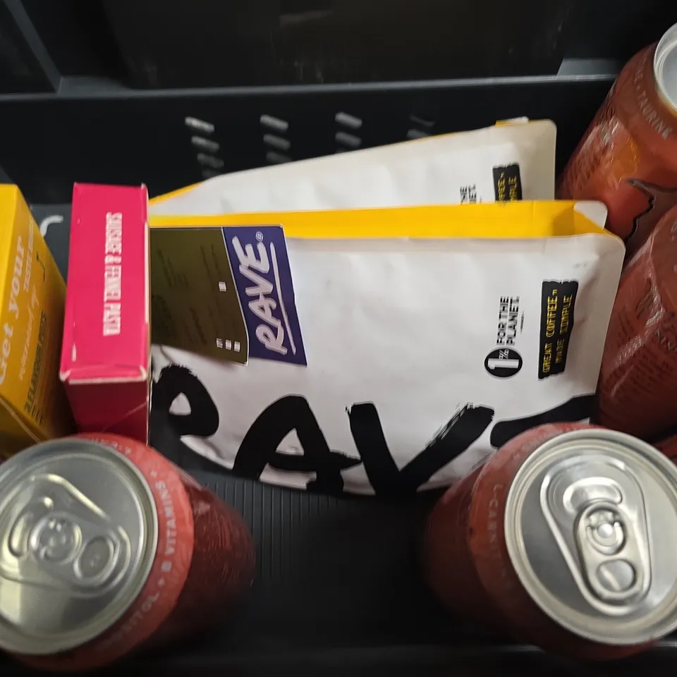 APPROXIMATELY 10 ASSORTED FOOD & DRINK ITEMS TO INCLUDE - RAVE STRONG AF COFFEE , MONSTER PUNCH , SIMPLY COOK STICKY KOREAN DRUMSTICKS ETC