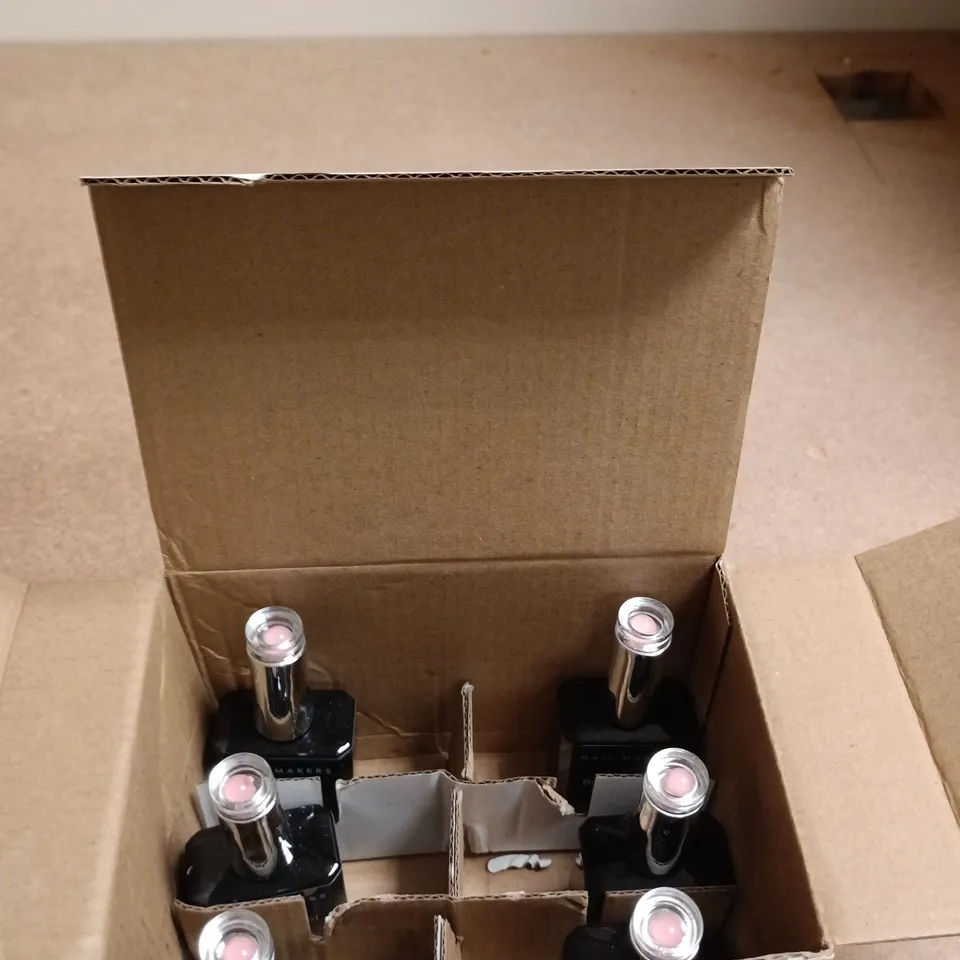 TOTE OF 6 BOXES OF NAIL MAKERS BUILDER GEL NAIL VARNISH APPROXIMATELY 6 PER BOX
