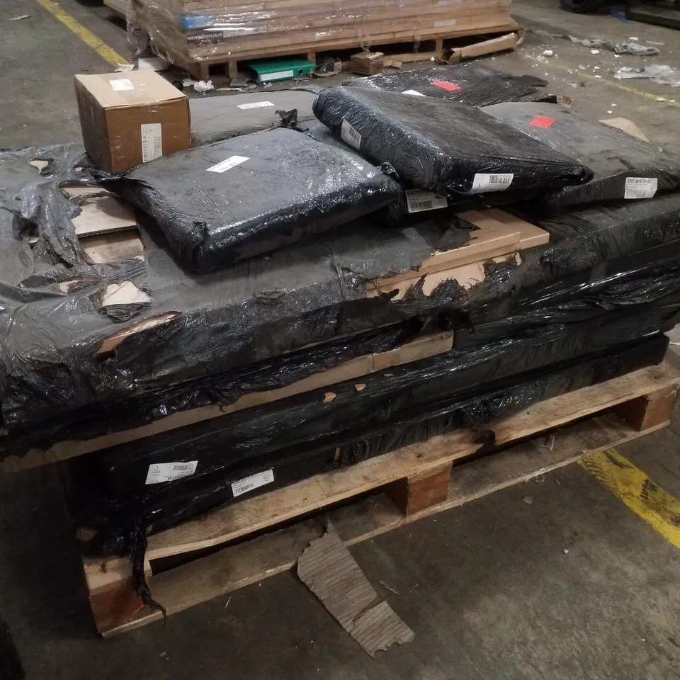 PALLET CONTAINING ASSORTED PRODUCTS INCLUDING TABLE TOPS, TABLE COVERS & COUNTER TOP SNEEZE GUARD