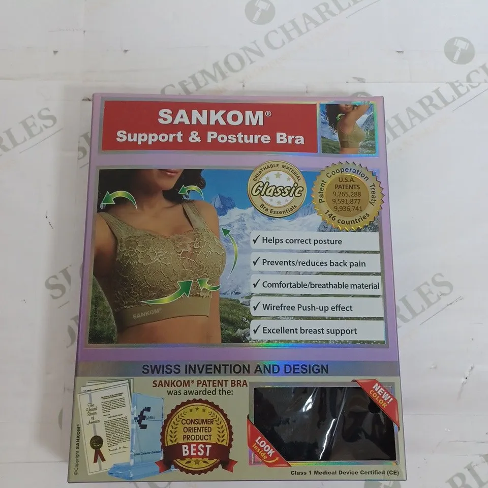 BOXED SANKOM PATENT CLASSIC SUPPORT POSTURE LACE BRA - M/L