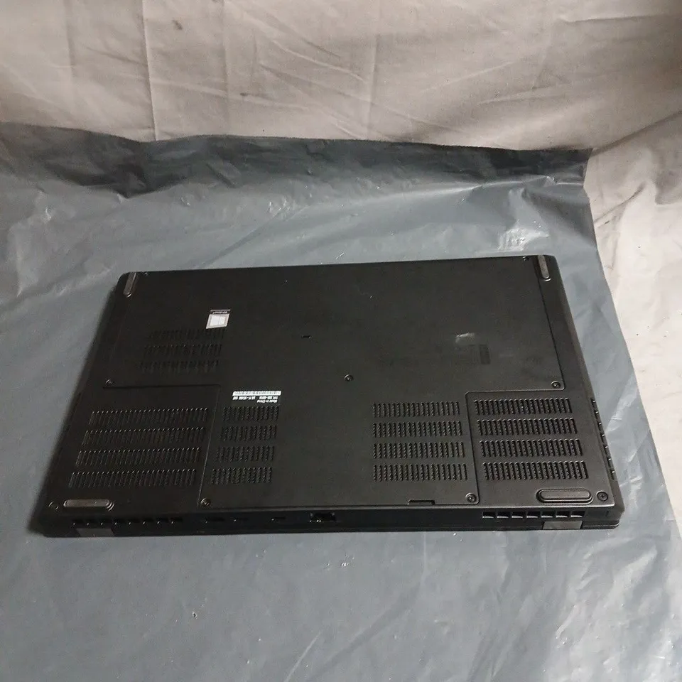 LENOVO THINKPAD P53