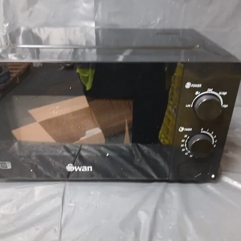 SWAN 20L 700W MANUAL MICROWAVE - BLACK - COLLECTION ONLY 