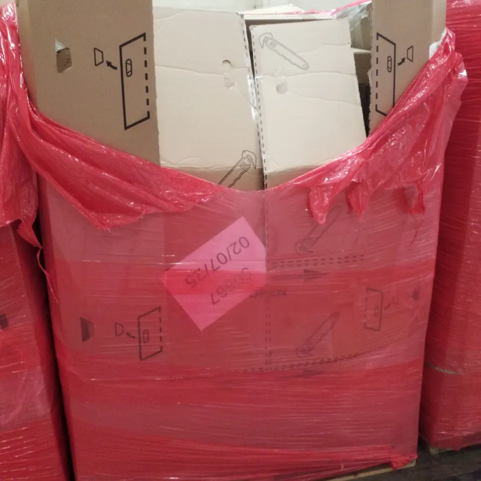 PALLET CONTAINING ASSORTED PRODUCTS INCLUDING STONE BATH MAT, METAL TOWEL RACK, GOLF PUTTING MAT & SELF ADHESIVE VINYL PLANKS