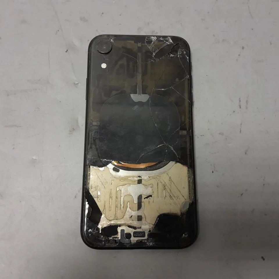 APPLE IPHONE - MODEL UNSPECIFIED