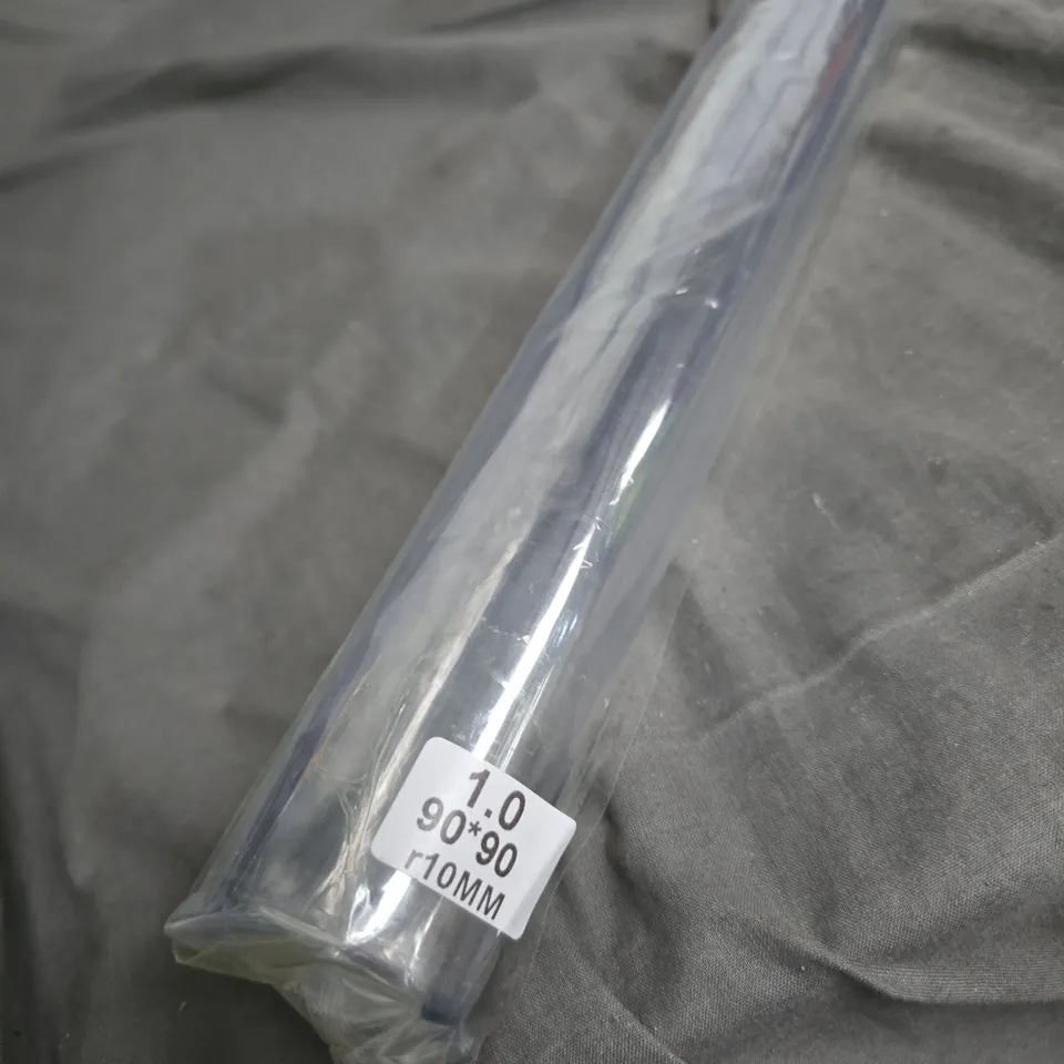 SHEET OF PLASTIC BUILDING MATERIAL HIGH GRADE 10MM .