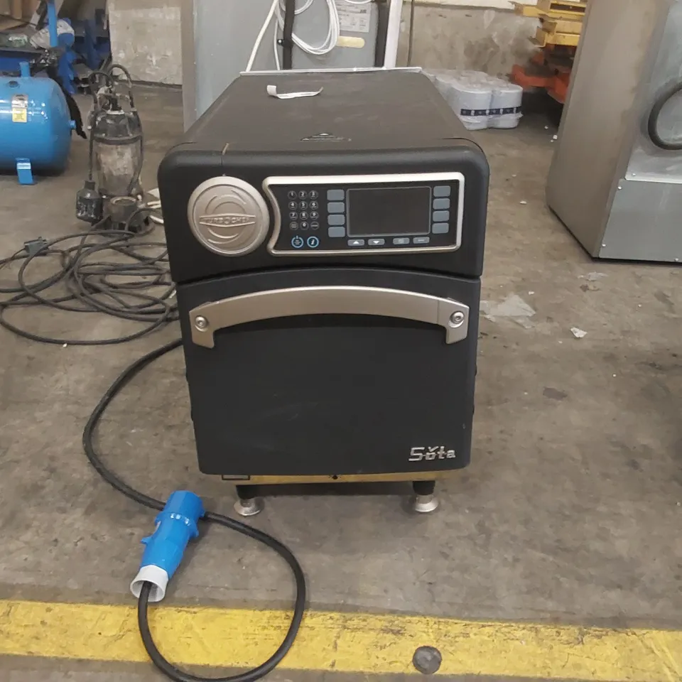 TURBOCHEF SOTA TOUCH VENTLESS RAPID COOK OVEN