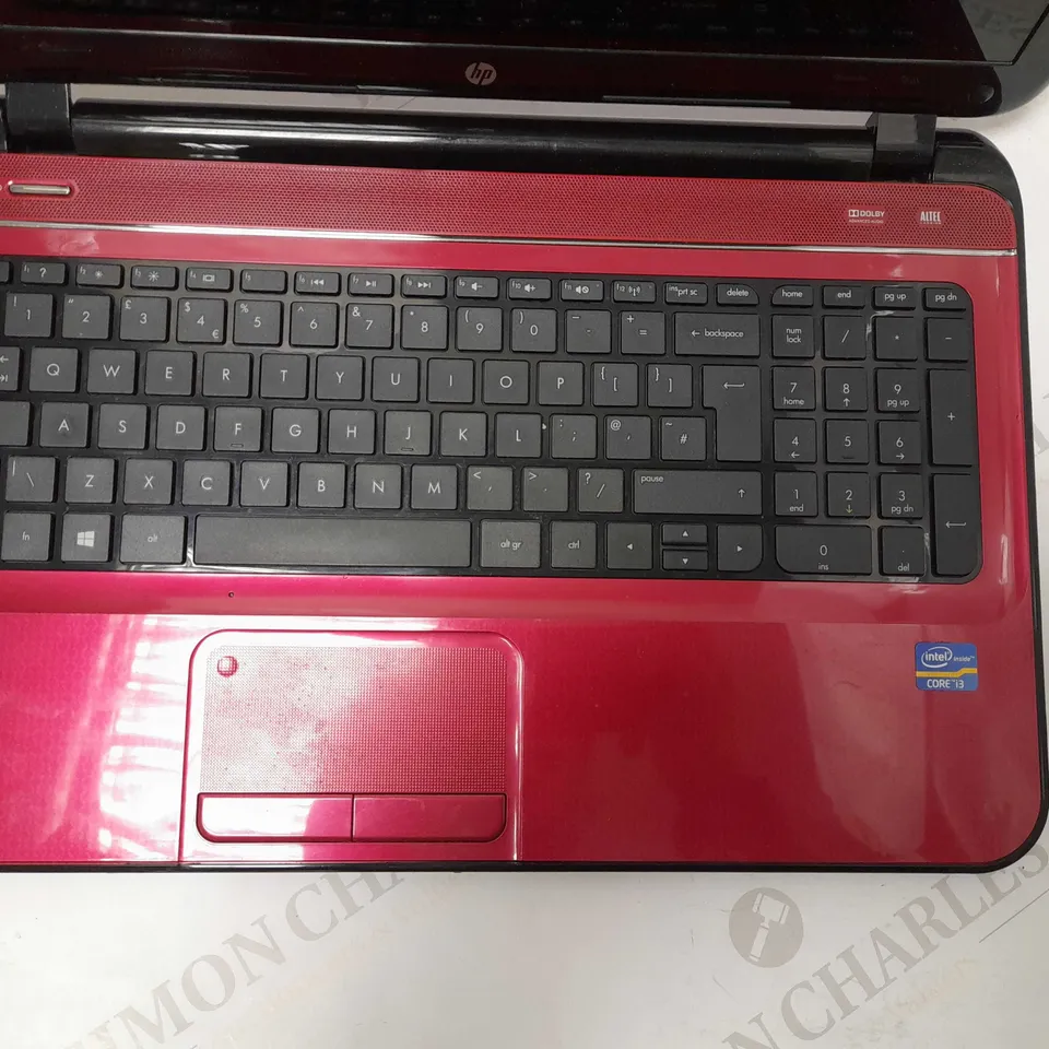 HP PAVILIONO LAPTOP-RED