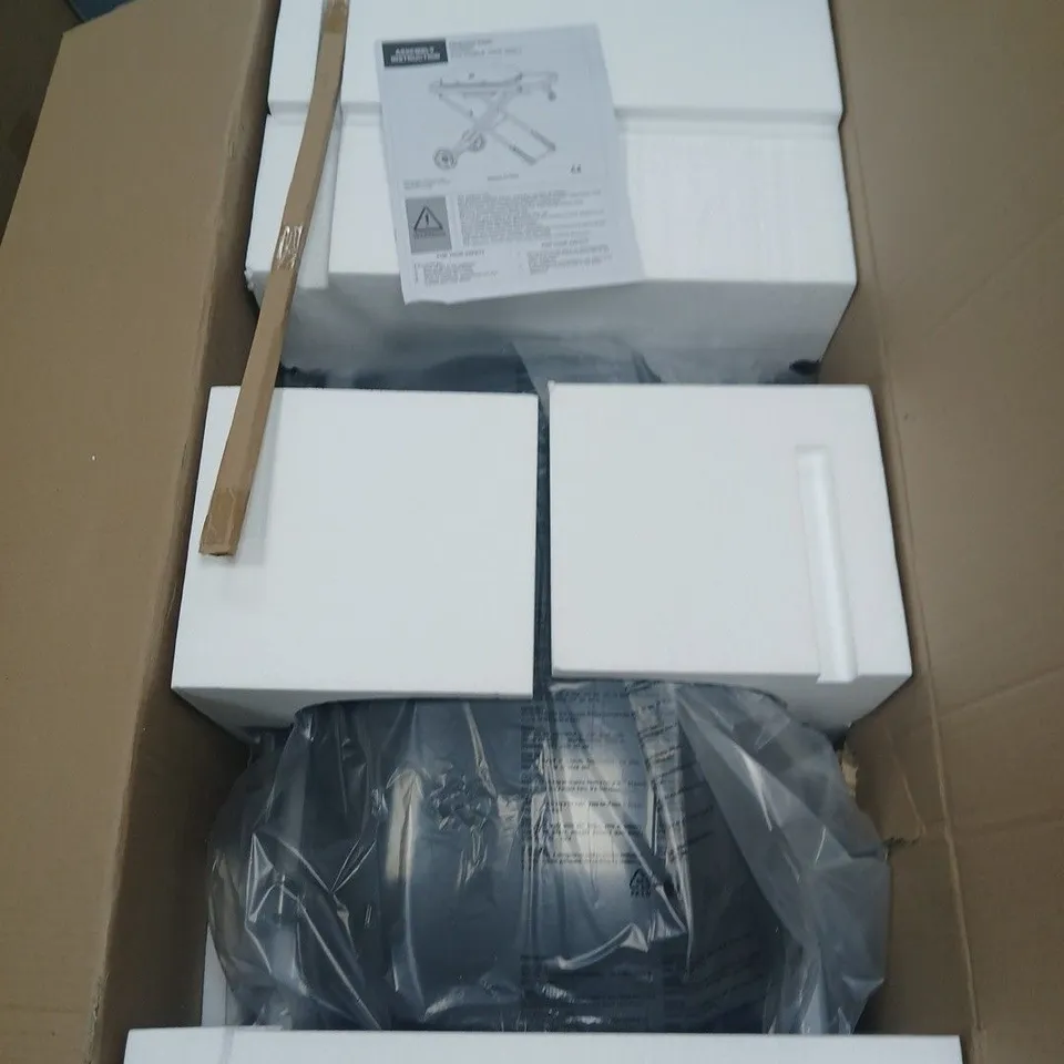 FOLDABLE GAS BBQ ON WHEELED STAND – COLLECTION ONLY