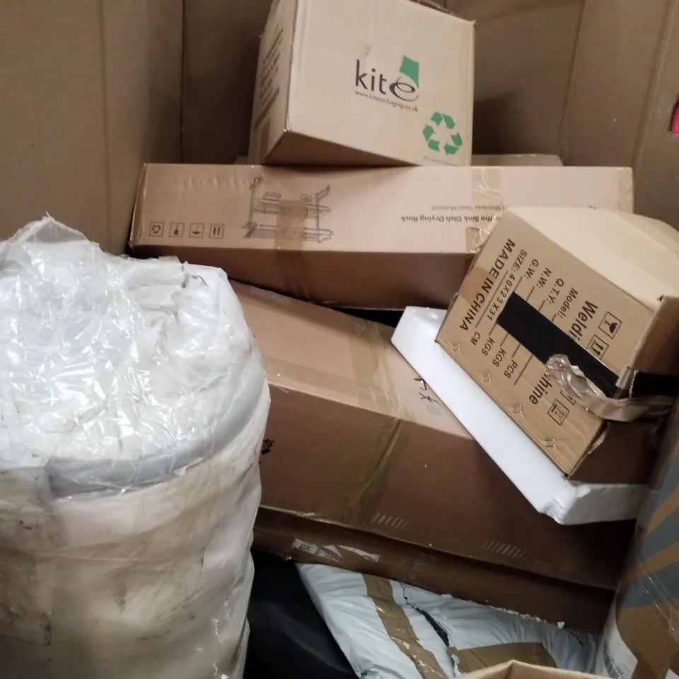 PALLET OF ASSORTED PRODUCTS INCLUDING ROTISSERIE KIT, CLOTHES DRYING RACK, ROUND DRUM STOOL, FOLDOUT CAMPING CHAIR, SINK DISH DRYING RACK 