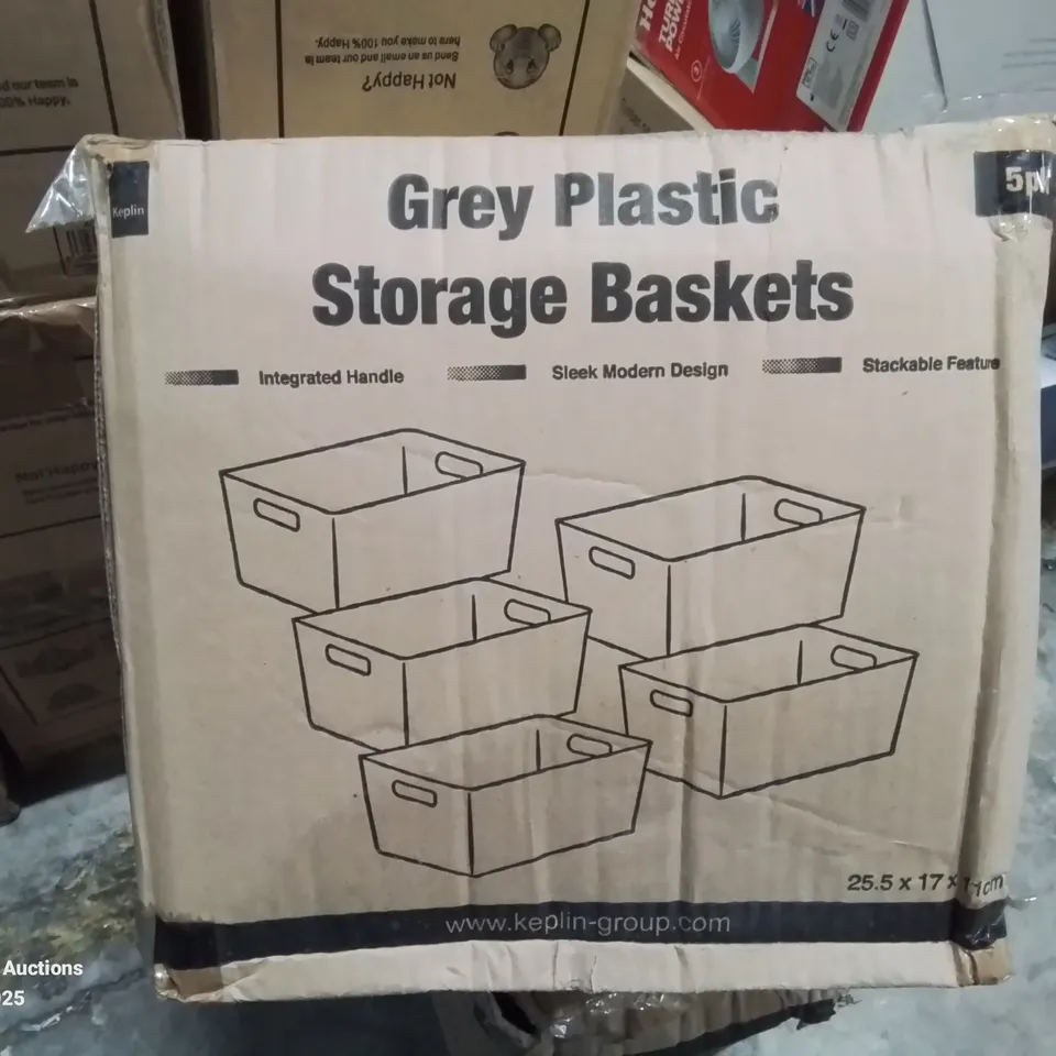 BOXED SET OF 5 GREY PLASTIC STORAGE BASKETS 