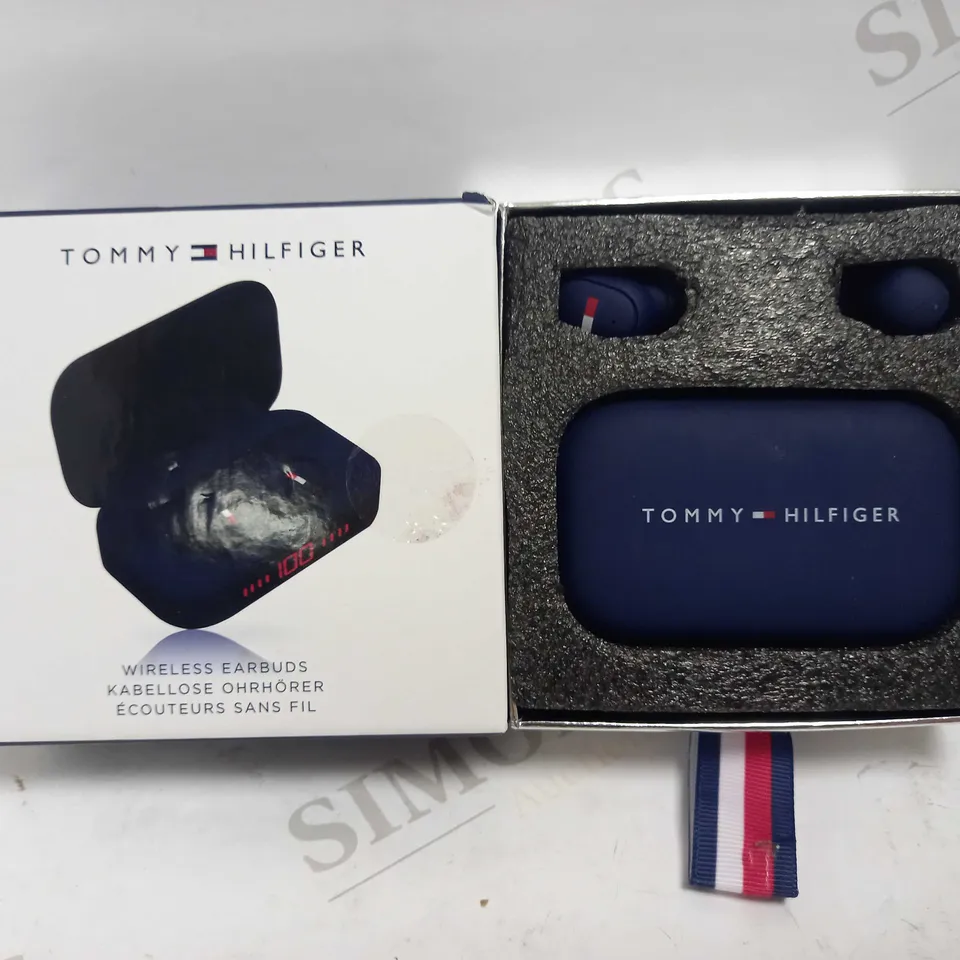 TOMMY HILFIGER NAVY WIRELESS EARBUDS  RRP £90