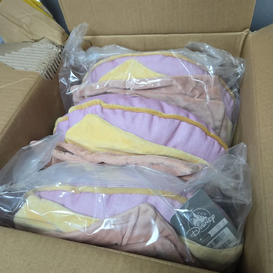 BOX OF 3 X DISNEY LUMBAR PILLOWS