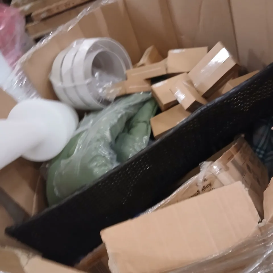 PALLET OF ASSORTED PRODUCTS TO INCLUDE;JABIRI STAINLESS STEEL SINK, AIR HAWK PRO TYRE INFLATOR, STATUS STAND FAN, DIGITAL WATER TIMER AND PORTABLE BBQ