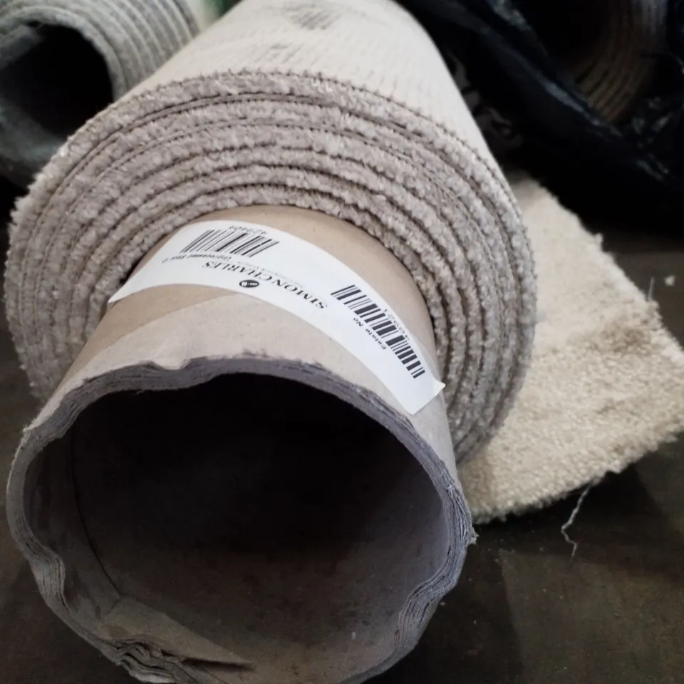 ROLL OF QUALITY MYSTIQUE SUPER IVORY CARPET APPROXIMATELY 3.16×5M