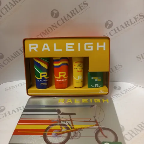 BOXED RALEIGH ASSORTED SHOWER GELS