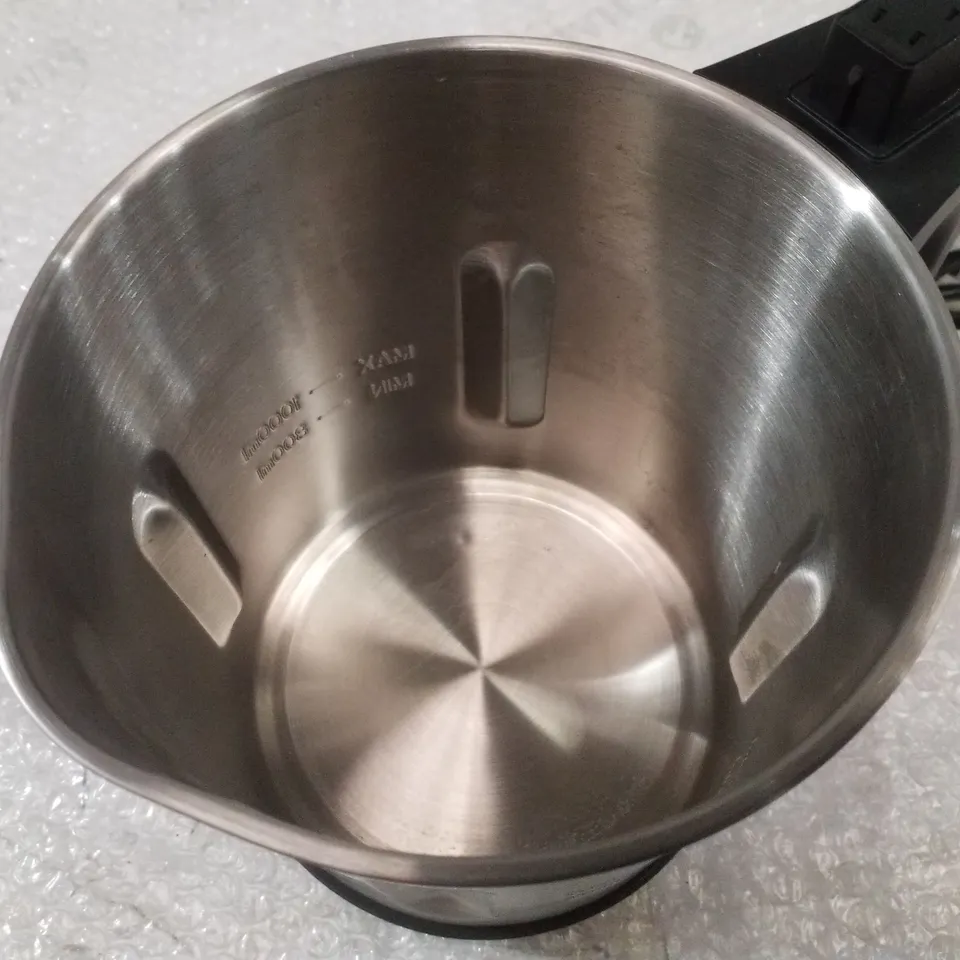 BOXED MORPHY RICHARDS COMPACT 1L SOUP MAKER