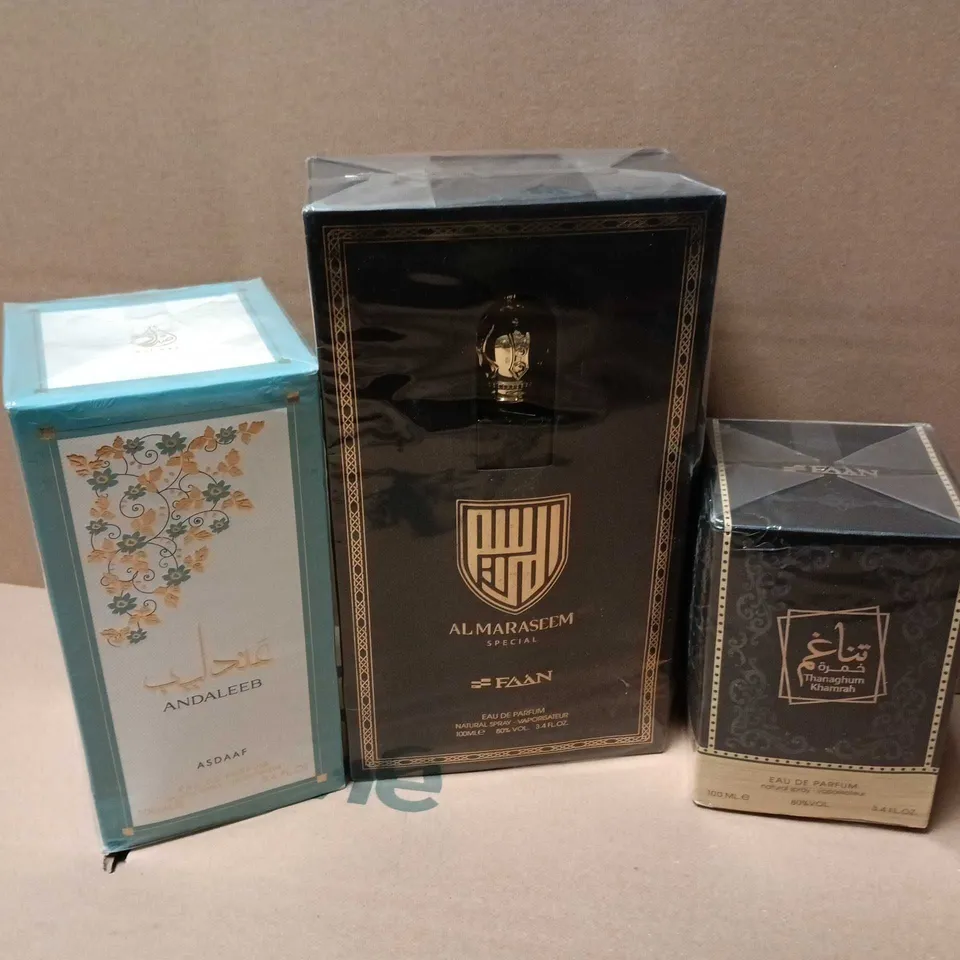 APPROXIMATELY 15 ASSORTED BOXED FRAGRANCES TO INCLUDE FAAN THANAGHUM KHAMRAH EAU DE PARFUM, FAAN AL MARASEEM SPECIAL, ASDAAF ANDALEEB, ETC - COLLECTION ONLY