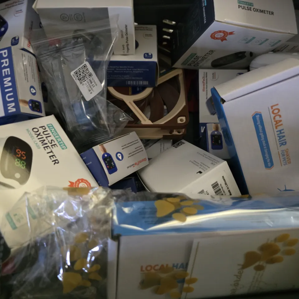 APPROXIMATELY 15 ASSORTED ITEMS TO INCLUDE - LOCAL HAIR SHAVER FOR PETS , SWAN RETRO NECK FAN , GLYCENX PRECISION GLUCOSE MONITOR DEVICE ETC