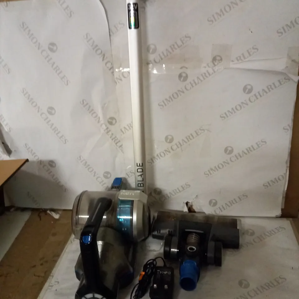VAX BLADE 32 V CORDLESS VACUUM CLEANER 