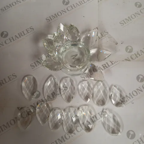 JULIAN MCDONALD LOTUS CANDLE HOLDER - CLEAR